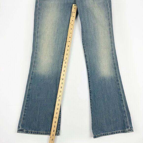 Abercrombie & Fitch Vintage Women's Flare Light Wash Low Rise Jeans Size 4R - Picture 15 of 16